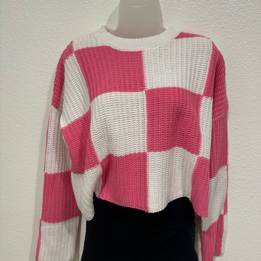 NWT moon & madison pink white checkered knit long sleeve sweater top shirt
